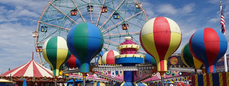 Un samedi à Coney Island, au Lunapark et à la&nbsp;plage