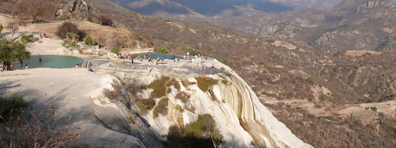 Un tour dans la vallée de Tlacolula, réputée pour ses artisans, ses ruines zapotèques et ses formations géologiques&nbsp;surprenantes